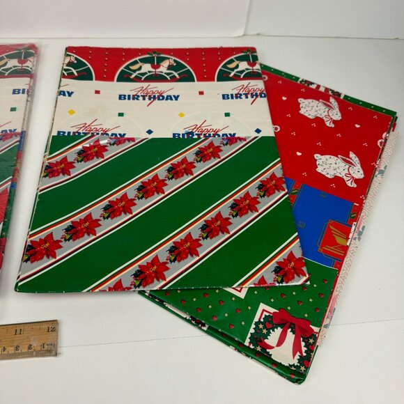 Vtg At Home‎ Christmas Gift Wrapping Paper Sheets 1 Sealed Pkg Plus Some Extra - Picture 5 of 8